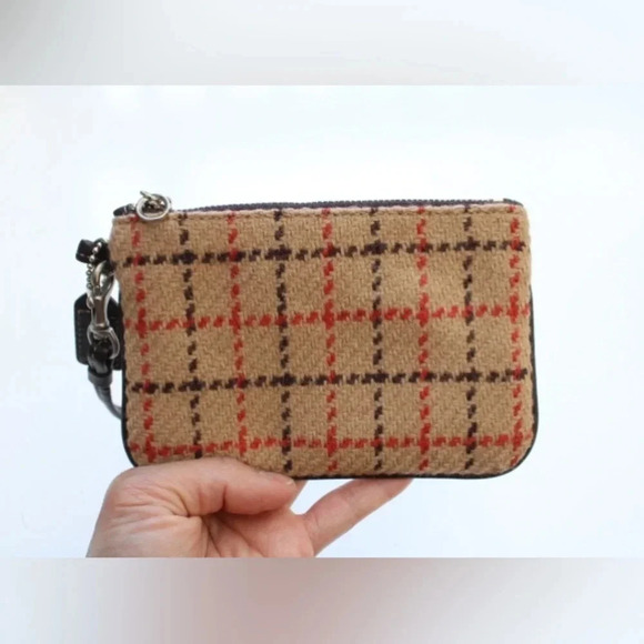 Coach plaid wristlet - Picture 7 of 8